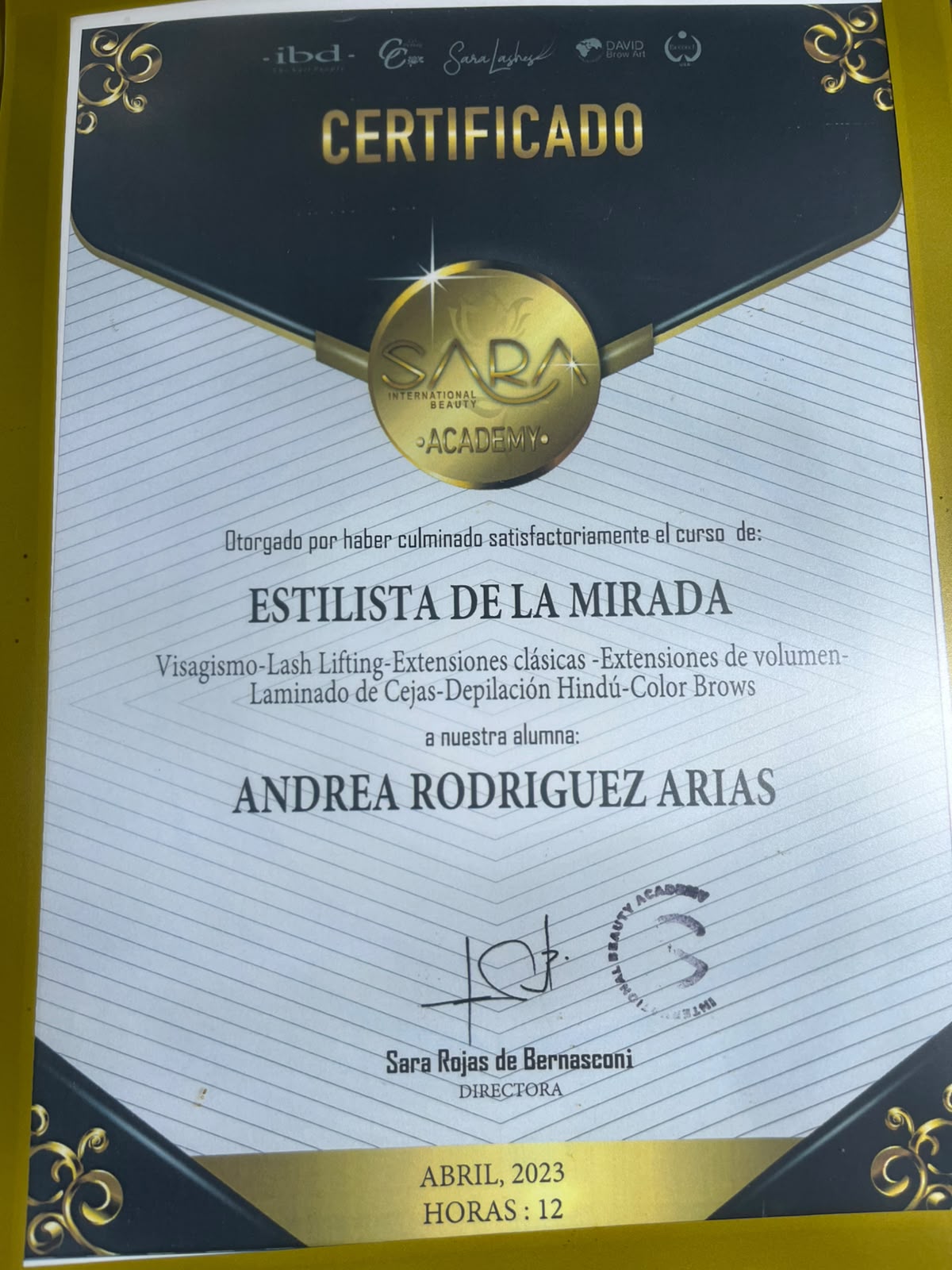 Certificado de la fundadora de Klass Salón & Spa (10)