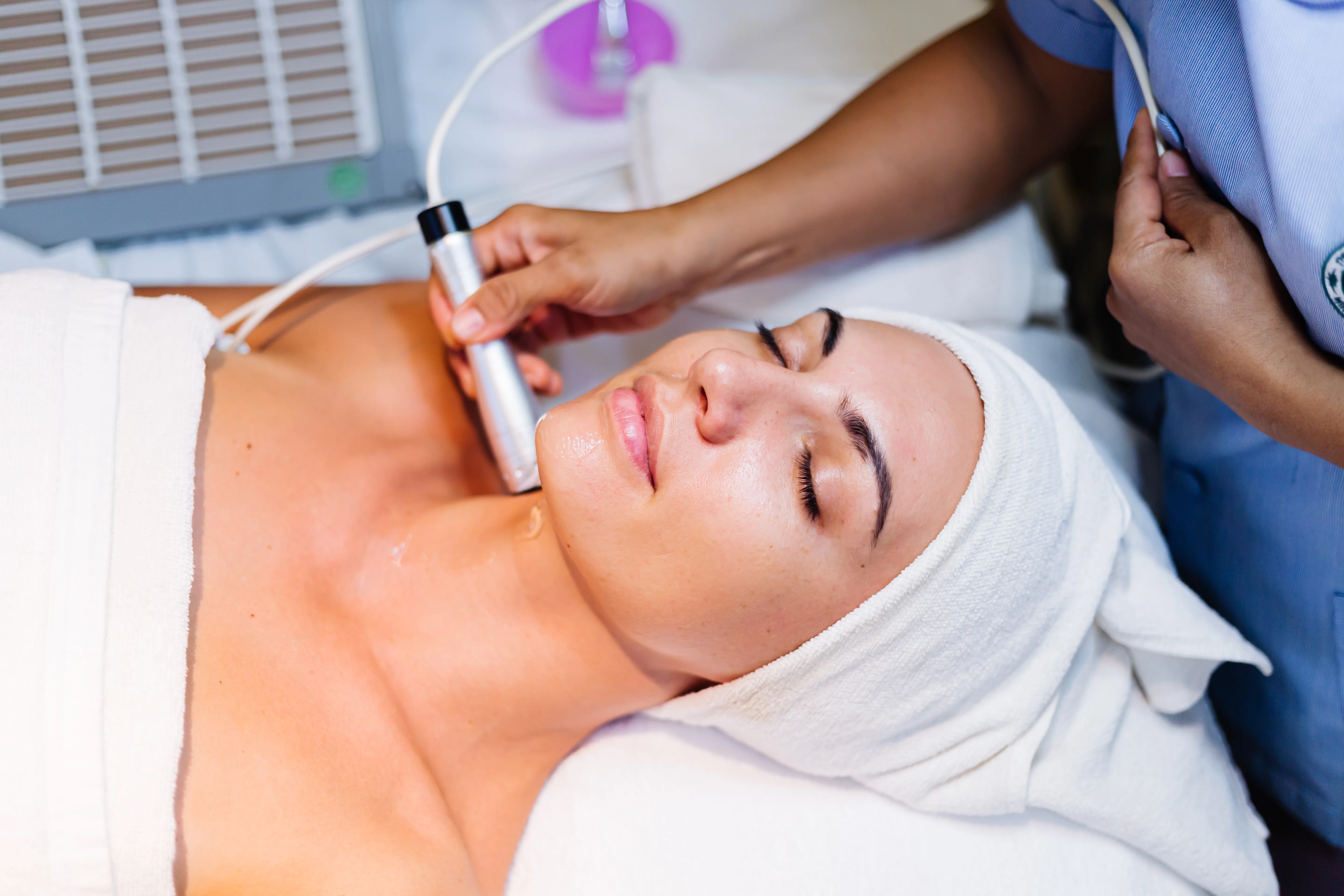 RADIOFRECUENCIA FACIAL en Klass Salón & Spa